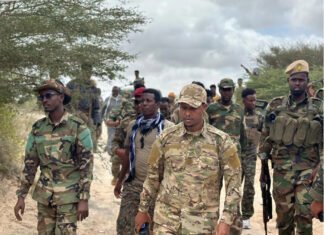 Somali National Army Ground Forces Commander Visits Masaajid Cali Gaduud Frontlines