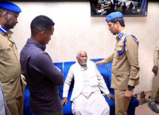 Somali Police Chief Apologizes to Parents Abused by Security Forces