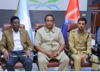 Somali Minister of Internal Security Chairs Meeting on Mogadishu Security