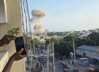 Blast and Gunfire Target Somali Intelligence Headquarters in Mogadishu