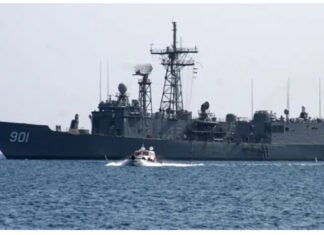 EU sends warship to Somali coast after suspected pirate attack