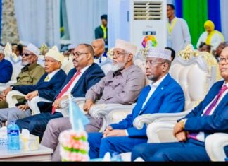 Somali Political Conference Criticizes President, Warns Against Term Extensions
