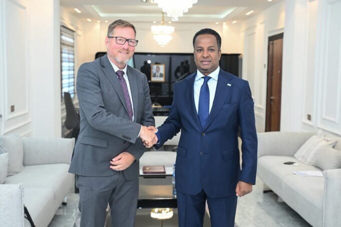 Somalia’s FM Meets Norway’s Special Representative for Somalia