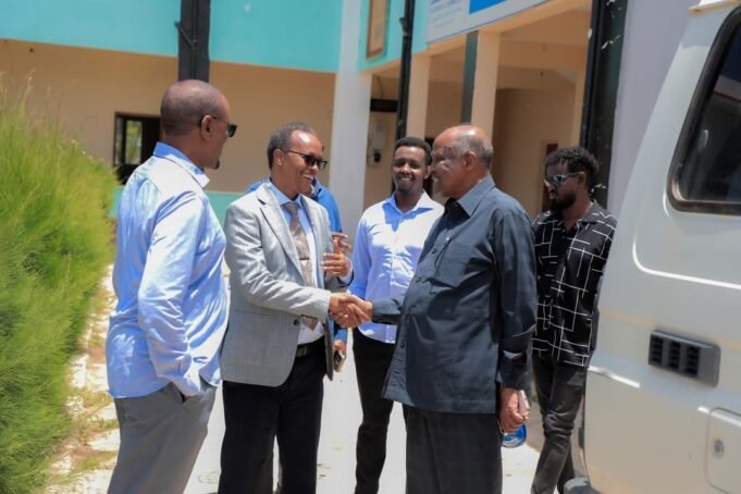 Zamzam University Welcomes Former Minister Godah Barre, Highlights Role of Education in Agricultural Development